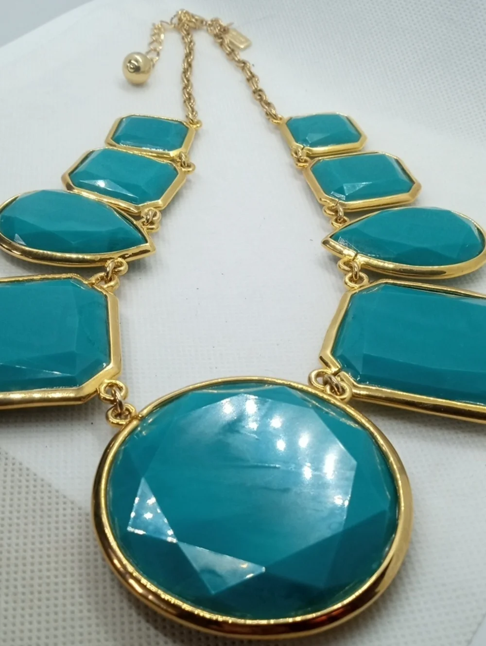 KATE SPADE SWIRL AROUND NECKLACE